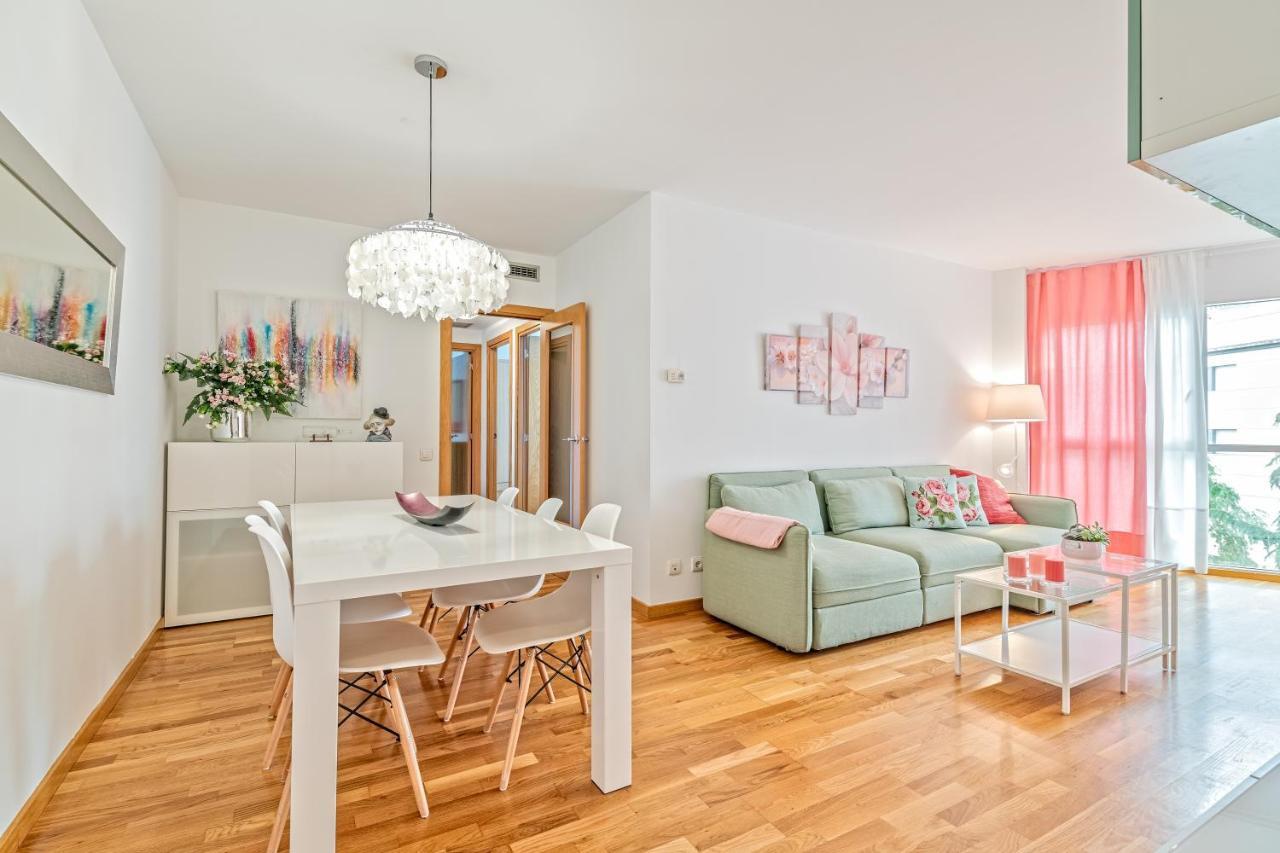 Calido Apartamento Con Piscina En Barcelona Ripollet Bagian luar foto
