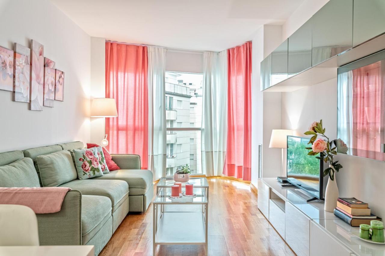 Calido Apartamento Con Piscina En Barcelona Ripollet Bagian luar foto