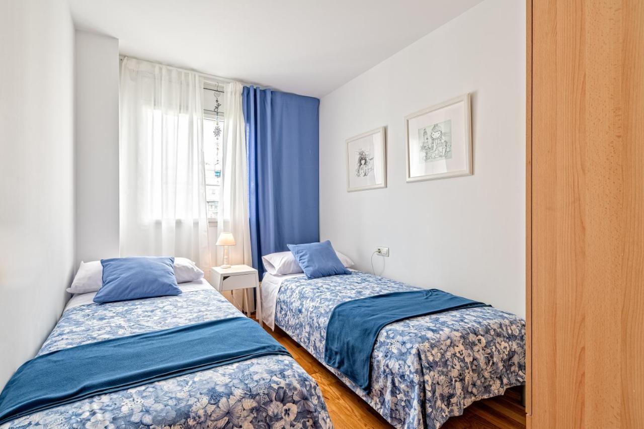 Calido Apartamento Con Piscina En Barcelona Ripollet Bagian luar foto