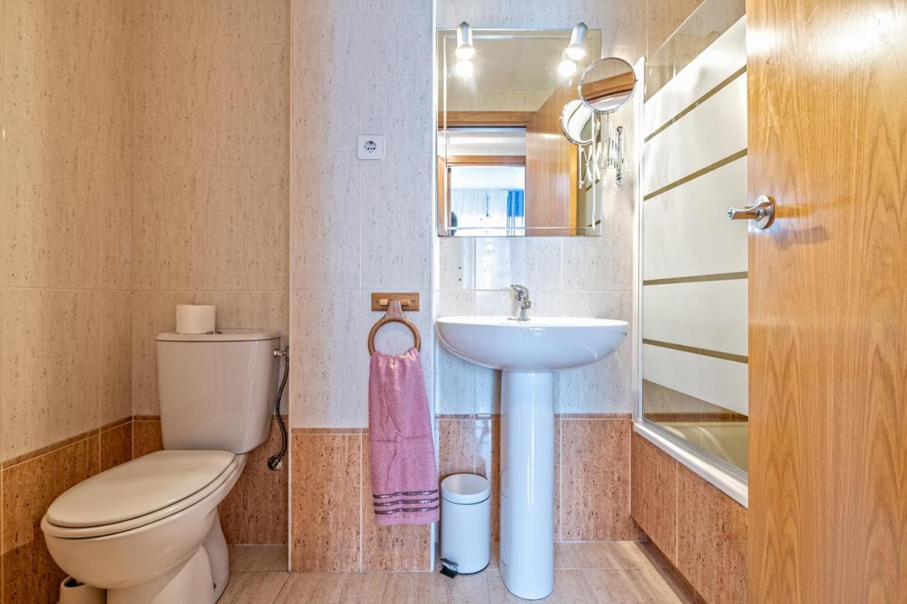 Calido Apartamento Con Piscina En Barcelona Ripollet Bagian luar foto